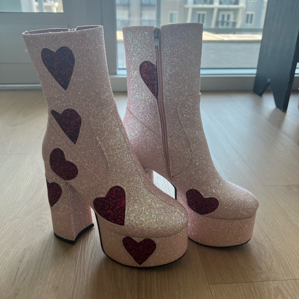 Dolls Kill Lamoda Sparkly Platform Heart Boots